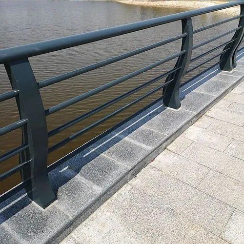 河道護(hù)欄